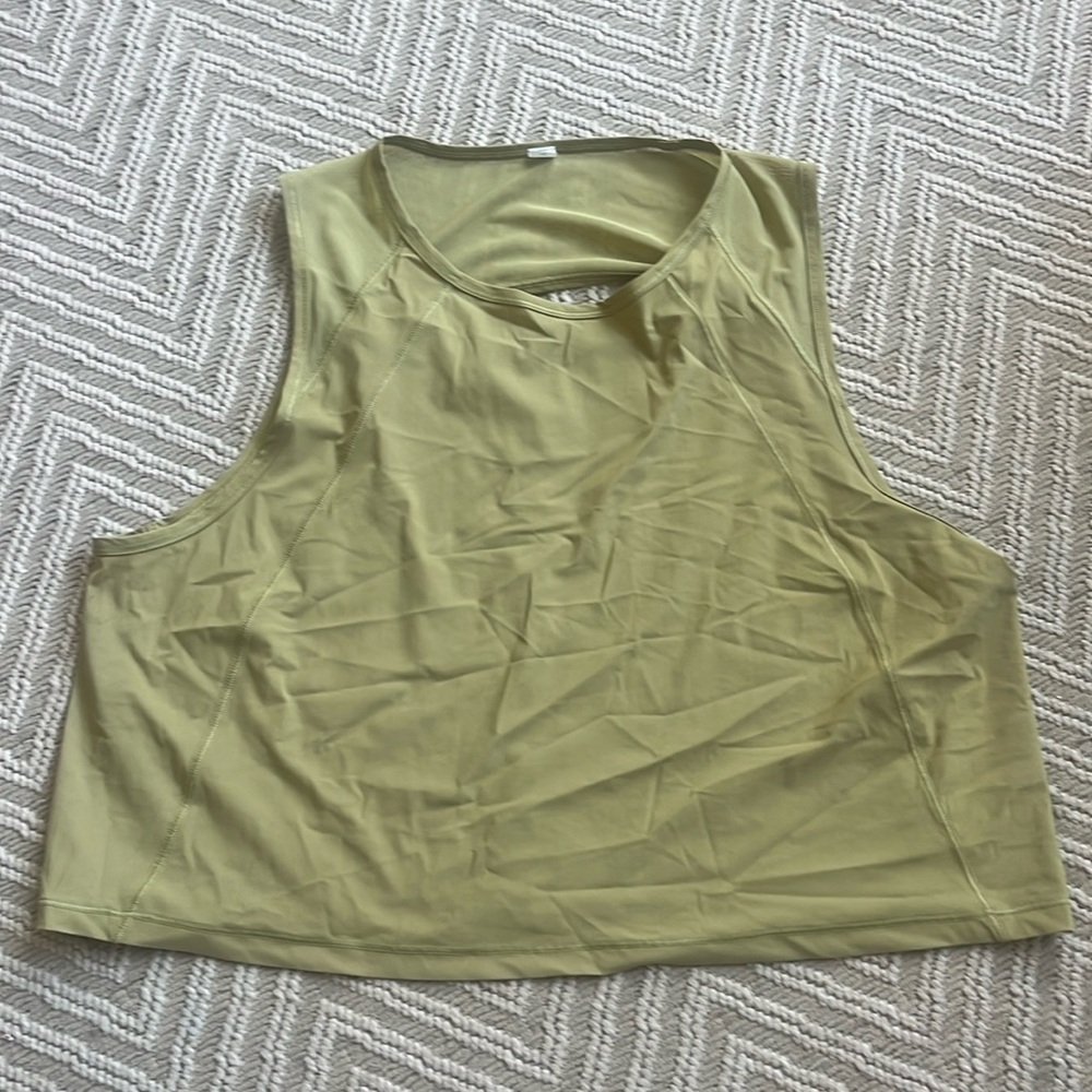 Lululemon size 12 tank top